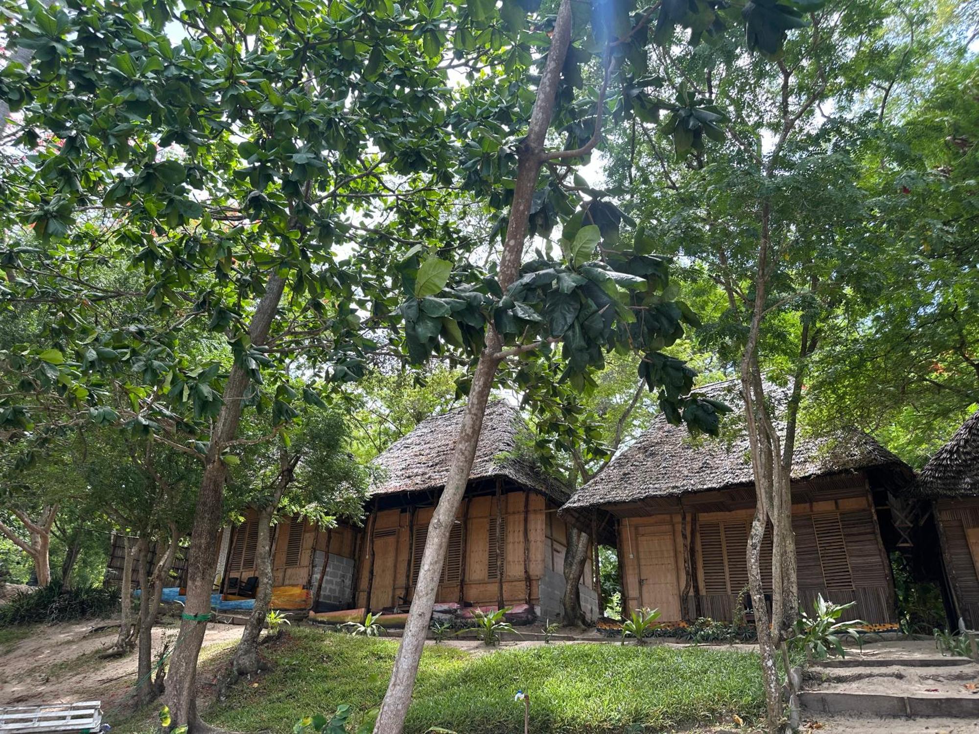 Maweni Beach Bungalows Kilindoni Exterior foto