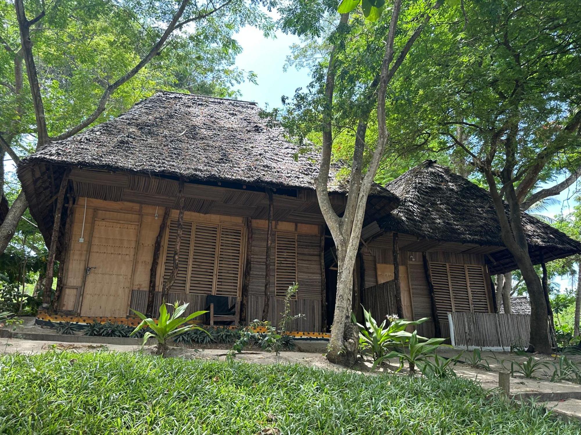 Maweni Beach Bungalows Kilindoni Exterior foto